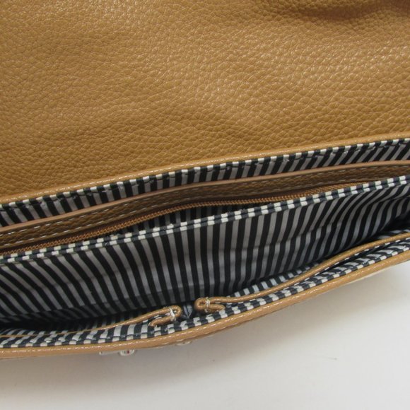 Nine West Straw Design and Black Patent Leather Clutch Purse - Picture 10 of 12